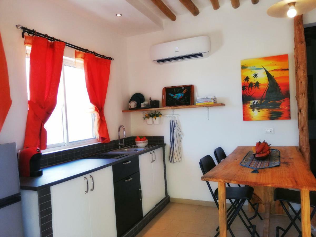 Maisha Marefu Apartments Кивенгва Экстерьер фото
